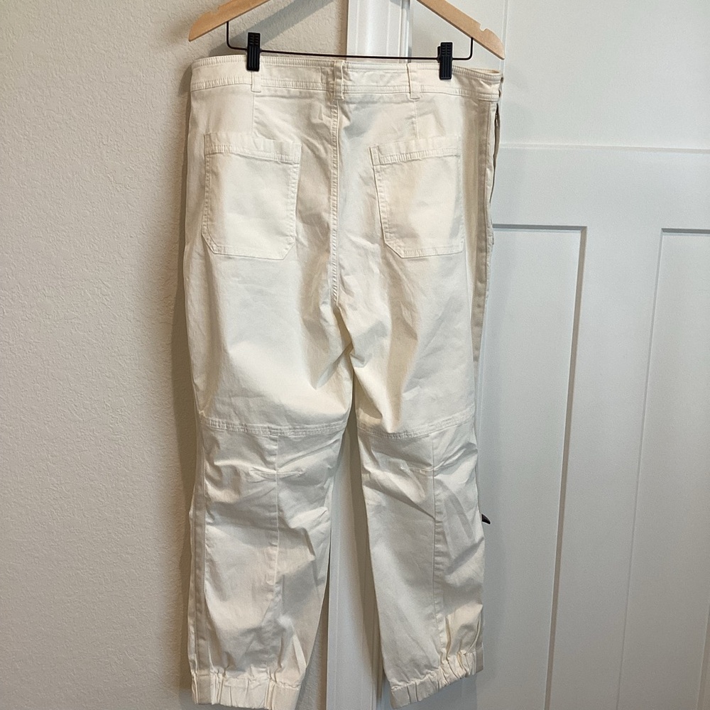 Anthropologie Richie Slim Joggers - Picture 11 of 15